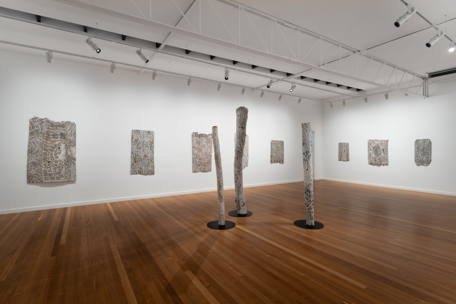 Installation view, Yalmakany Marawili, Goŋ-Wapitja – the hand that holds the digging stick, Roslyn Oxley9 Gallery, Sydney (31 January – 1 March 2025)⁠.⁠⁠