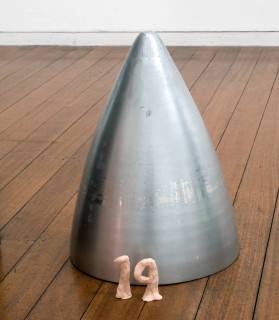 Mikala Dwyer 19, 2009; aluminium; 40 x 28 x 28 cm; enquire