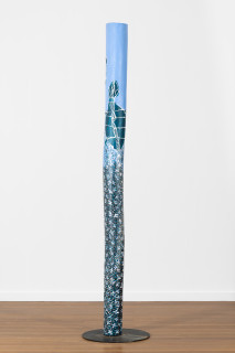 Dhambit Munuŋgurr Milpuṉ milpuṉ, 2025; 4563-25; acrylic and earth pigment on wood; 274 x 18 x 18 cm; enquire
