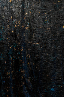 Kirtika Kain Midnight (detail), 2025; tar on hessian, stones, gold leaf and acrylic paint; 329 x 885 x 35 cm; dimensions variable; enquire