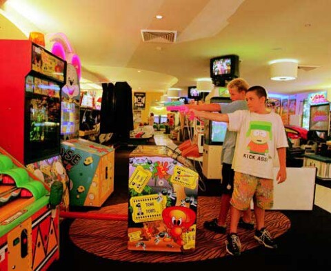 Anne Zahalka Timezone, 1998; type C photograph; 115 x 145 cm; Edition of 12; enquire