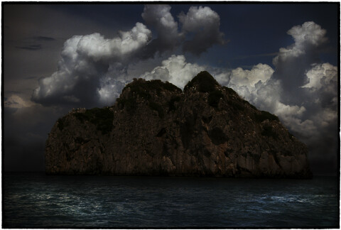 Bill Henson Untitled #13, 2008-09; CL SH650 N4D; archival inkjet pigment print; 127 x 180 cm; Edition of 5 + AP 2; enquire