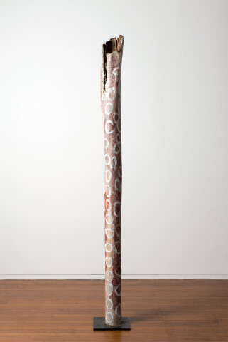 Nyapanyapa Yunupiŋu Circles, 2016; 3573-16; Larrakitj; 241 x 20 x 20 cm; enquire