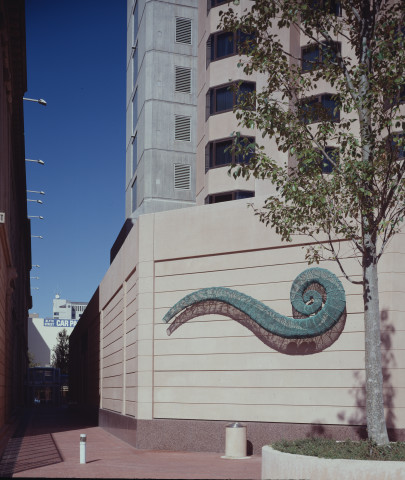 Bronwyn Oliver Eyrie, 1993; Copper, bronze; 500 x 200 x 50 cm; enquire