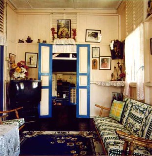 Simryn Gill Dalam # 26, 2001; type C photograph; 23.5 x 23.5 cm; Edition of 5; enquire