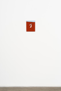 installation view; Mia Boe Veil, 2025; synthetic polymer on board; 25 x 20 cm; enquire