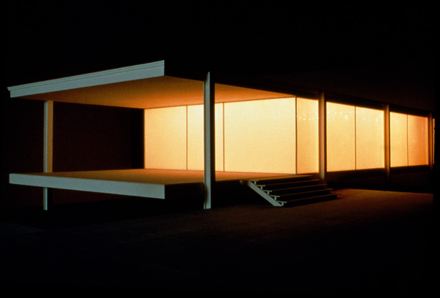 Callum Morton International Style, 1999; Acrylic, automotive paint, vinyl, lights, sound; 240 x 80 x 50 cm; Edition of 3; enquire