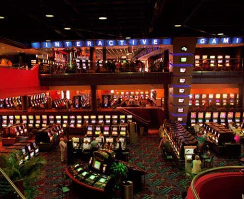 Anne Zahalka Penrith Panthers (interactive gaming), 1998; type C photograph; 115 x 145 cm; Edition of 12; enquire