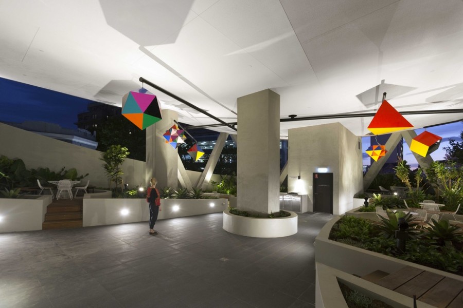 Installation view, James Angus Omnia Commission, 2018, Potts Point, Sydney; Photo: Jessica Maurer