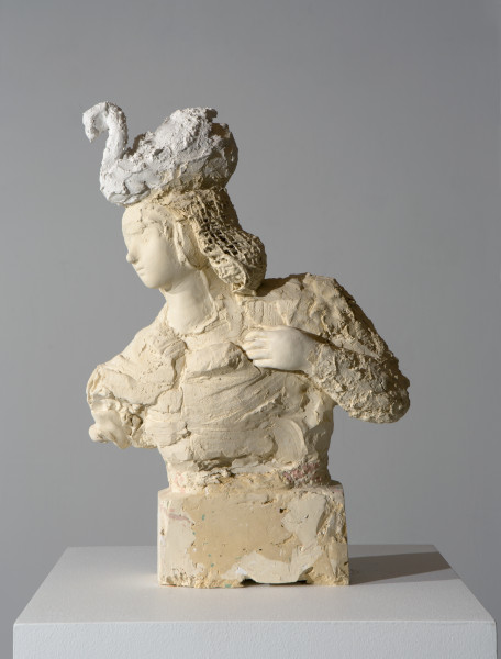 Linda Marrinon Woman with Snood, 2016, tinted plaster, 46 x 31 x 11 cm