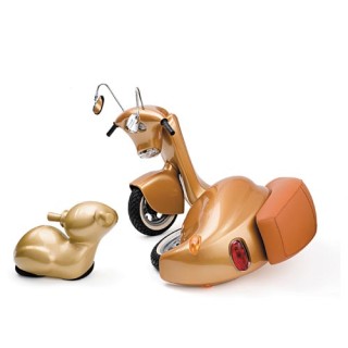 Patricia Piccinini Nest, 2006; from the series Exhibited at Art 37 Basel, Switzerland, 2006; ABS plastic and automotive paint; Edition of 3 + AP 1; enquire