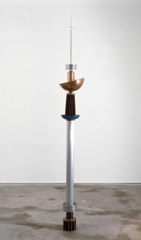 Robert Owen Zeet-far, 1985; bronze, aluminium, steel, copper, stainless steel, rubber; 230 x 28 x 28 cm; enquire