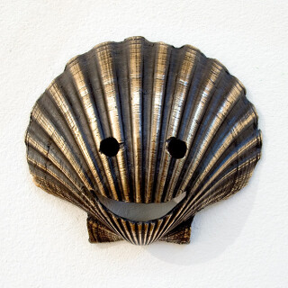 Nell The way of saint shell, 2009; Bronze; 10.5 x 12 x 3 cm; Edition of 5 + AP 2; enquire
