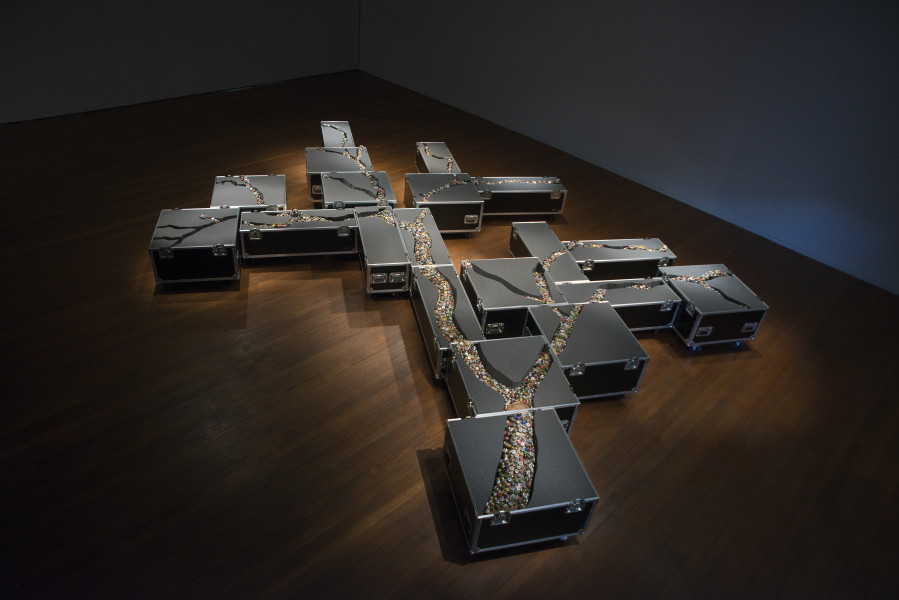 Exhibition view, Ugly Stick Orchestra, Roslyn Oxley9 Gallery (18 May — 17 June 2017)