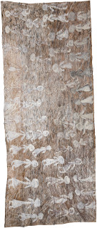 Nyapanyapa Yunupiŋu Circles, 2016; 621-16; natural earth pigments on bark; 162 x 61 cm; enquire