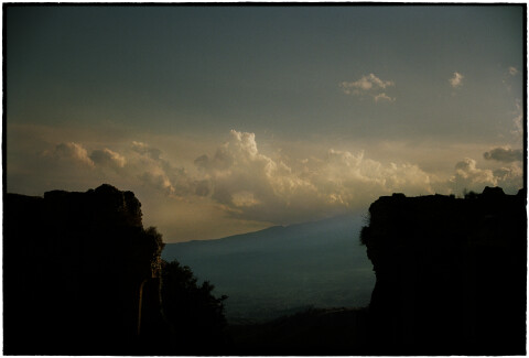 Bill Henson Untitled #24, 2008-09; CL SH662 N6C; archival inkjet pigment print; 127 x 180 cm; Edition of 5 + AP 2; Enquire