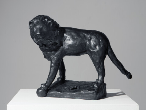 Linda Marrinon Lion with acanthus leaf, 2015; bronze; 28 x 31 x 15 cm; Edition of 3 + AP 2; enquire