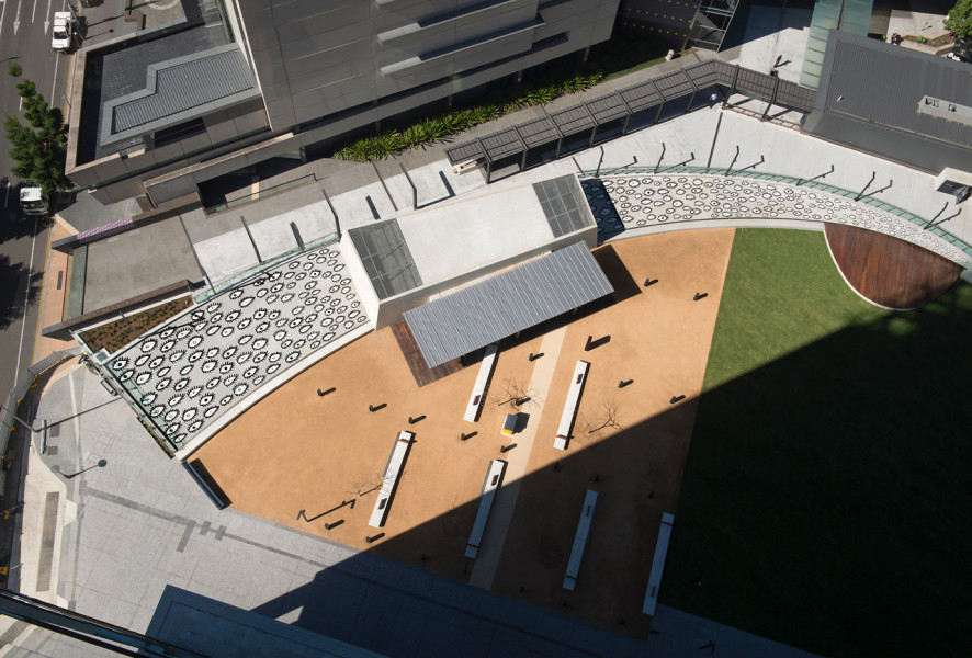 Yayoi Kusama Eyes are Singing Out, 2012; Steel, Enamel; Queen Elizabeth II Courts of Law, Brisbane; Photo: John Gollings