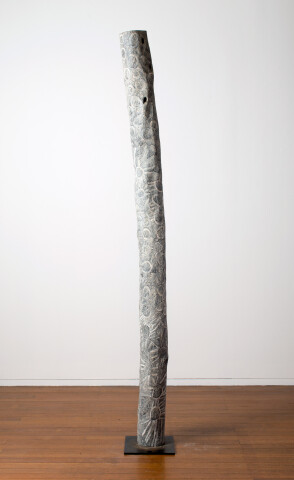 Nyapanyapa Yunupiŋu Untitled, 2016; 4234-16; Larrakitj; 249 x 17 x 17 cm; enquire