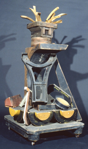 Robert Klippel No. 795, 1989; wood assemblage; 177 x 102 x 86 cm; enquire