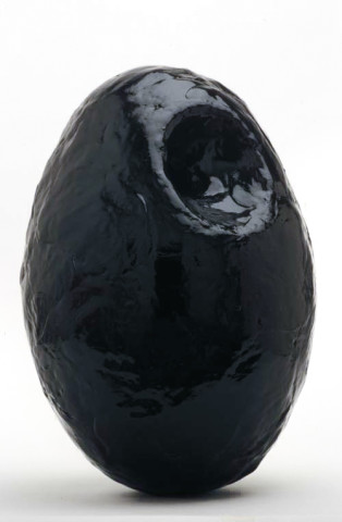 Nell Open-ended, 2004; pearl, enamel paint, epoxy joining compound, foam; 36 x 26.5 x 26.5 cm; enquire