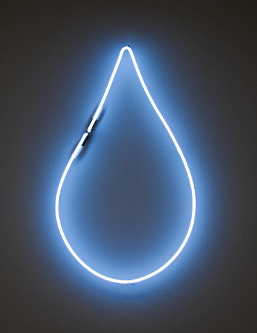 Nell Made in the light - drip , 0; neon; 87 x 52 cm; Edition of 5 + AP 2; enquire