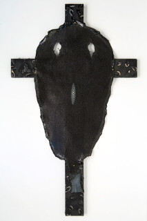 Nell in the altar of the moment even a stingray can kill you, 2010; wood, acrylic paint, stingray skin, 4 nails; 70.3 x 34.3 x 1.5 cm; enquire